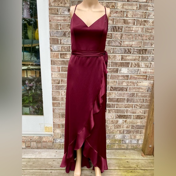 NWOTs Burgundy Asymmetrical Ruffle Celebrate DB Studio Goth Formal Prom Dress - Picture 3 of 11